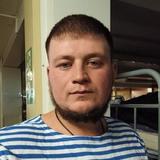 Тёма, 30