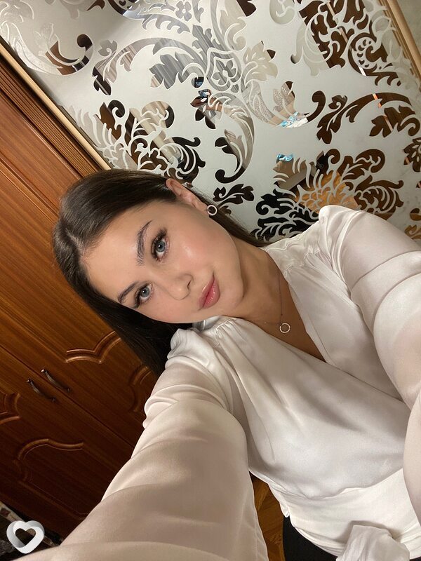 Алина