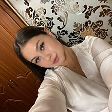 Эля, 24