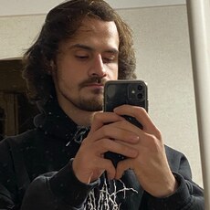 Андрей, 27