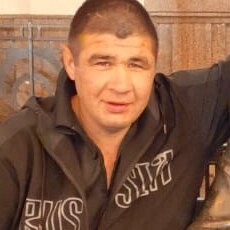 Аркадий, 33