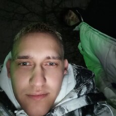 Даня, 25
