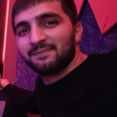 Толя, 30