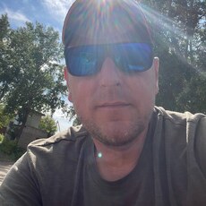 Михаил, 46