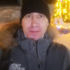 Максим, 40