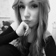 Катя, 24