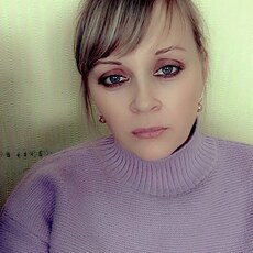 Александра, 44