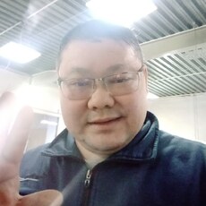 Веня, 46