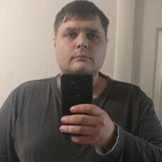 Коля, 24