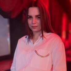 Инесса, 25