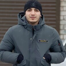 Денис, 24