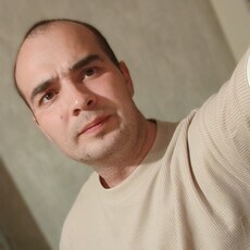 Максим, 33