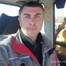 Валентин, 43
