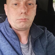 Вова, 40