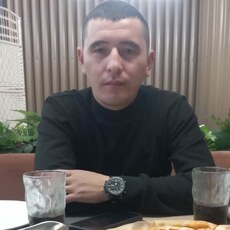 Саша, 35