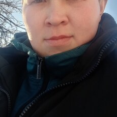 Тёма, 33