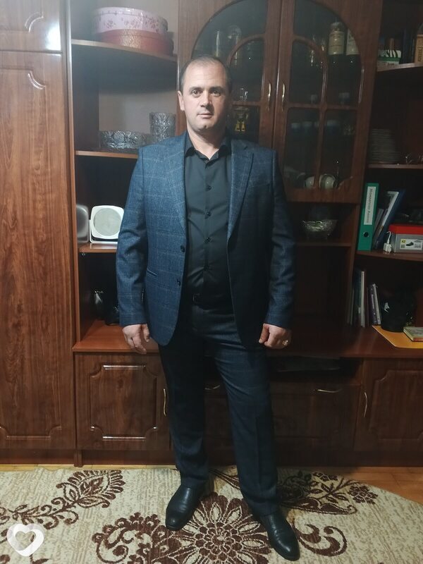 Геннадий