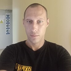 Гоша, 37