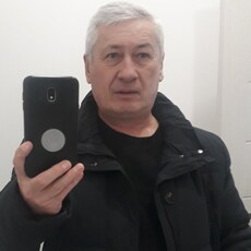 Максим, 58