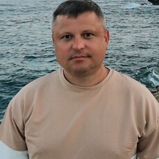 Лаврик, 48