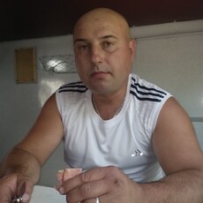 Веня, 45