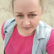 Надя, 30