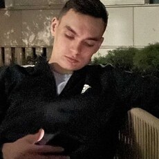 Степан, 25