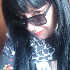 Милана, 52