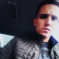 Эрик, 25
