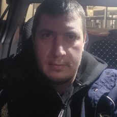 Тёма, 40