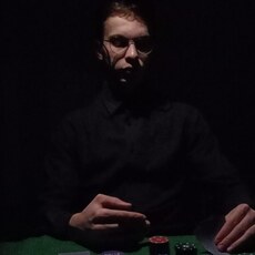 Олег, 19