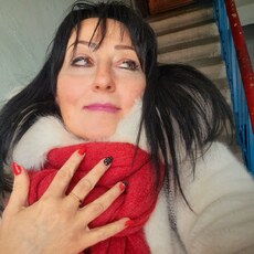 Эмма, 52