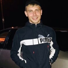 Валя, 26