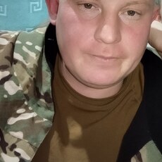 Тарас, 35
