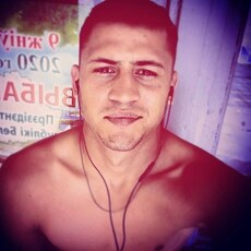 Артём, 27