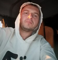 Миша, 37