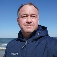 Виктор, 41