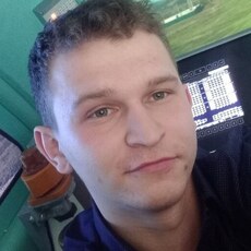 Гена, 27