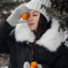 Сима, 33