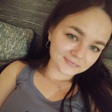 Нина, 25
