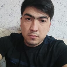 Толя, 28
