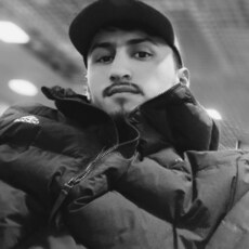 Марик, 25