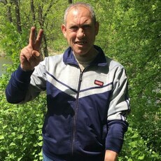 Гриша, 47