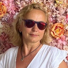 Рая, 52