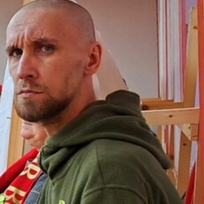 Валентин, 39