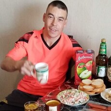 Эмиль, 28