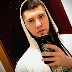 Ростислав, 24