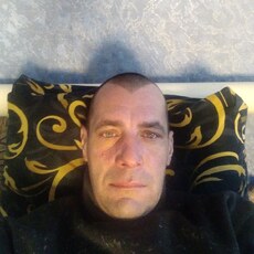 Слава, 44