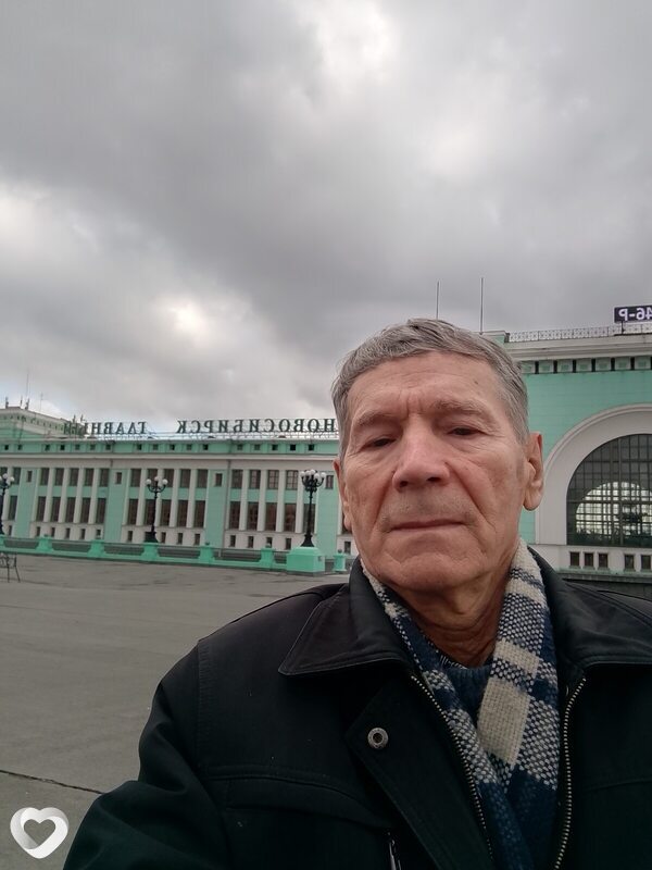 Леонид