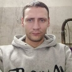 Эмиль, 32
